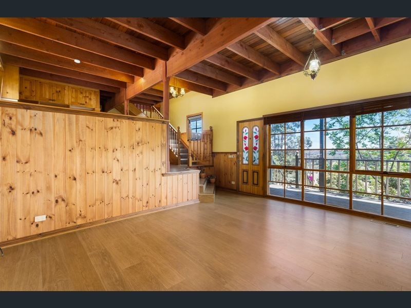 14 Deakin Drive, Flora Hill VIC 3550