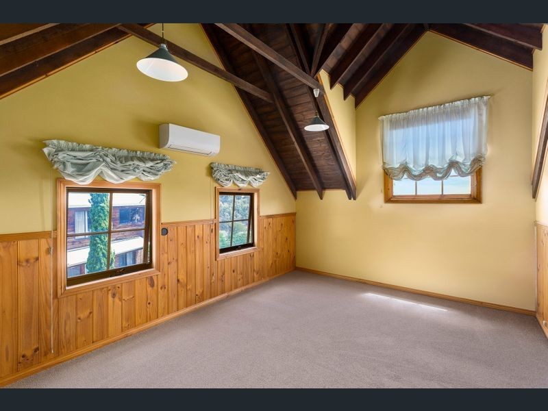 14 Deakin Drive, Flora Hill VIC 3550