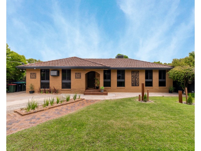 10 Archer Street, Kangaroo Flat VIC 3555