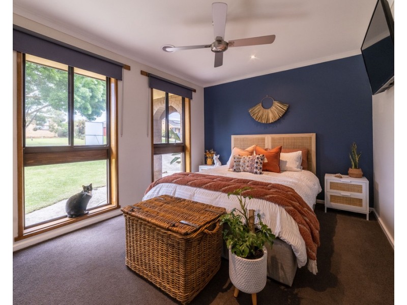 10 Archer Street, Kangaroo Flat VIC 3555