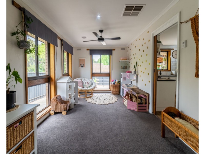10 Archer Street, Kangaroo Flat VIC 3555