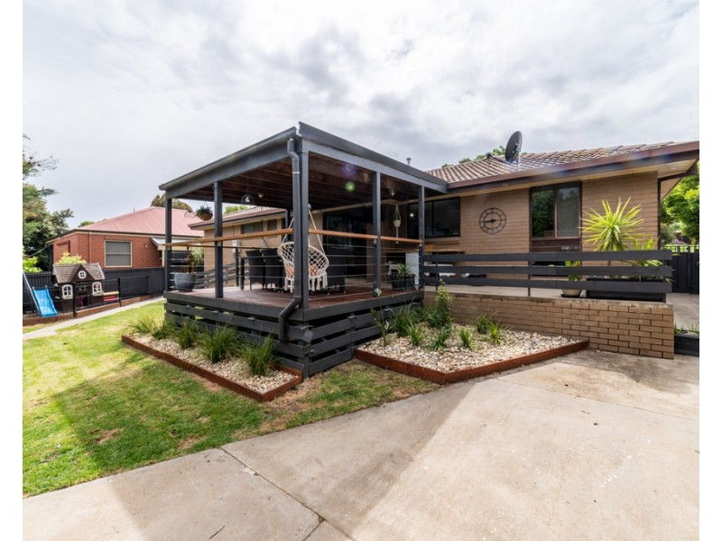 10 Archer Street, Kangaroo Flat VIC 3555