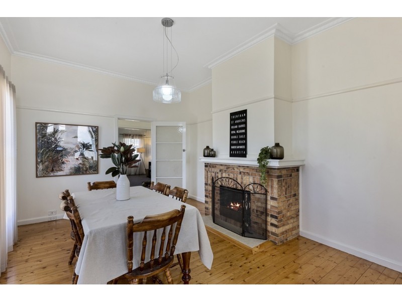 57 Russell Street, Quarry Hill VIC 3550