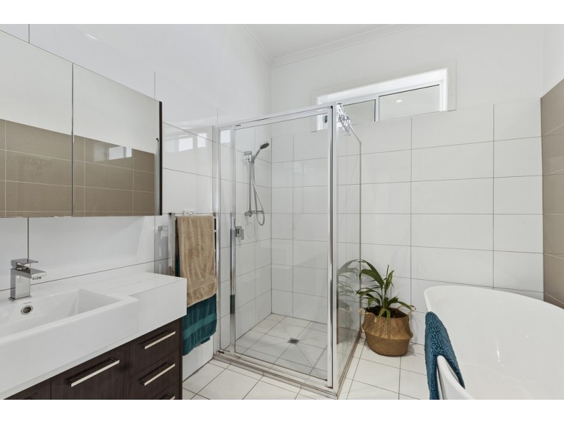 57 Russell Street, Quarry Hill VIC 3550