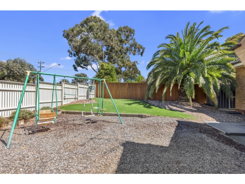 57 Russell Street, Quarry Hill VIC 3550