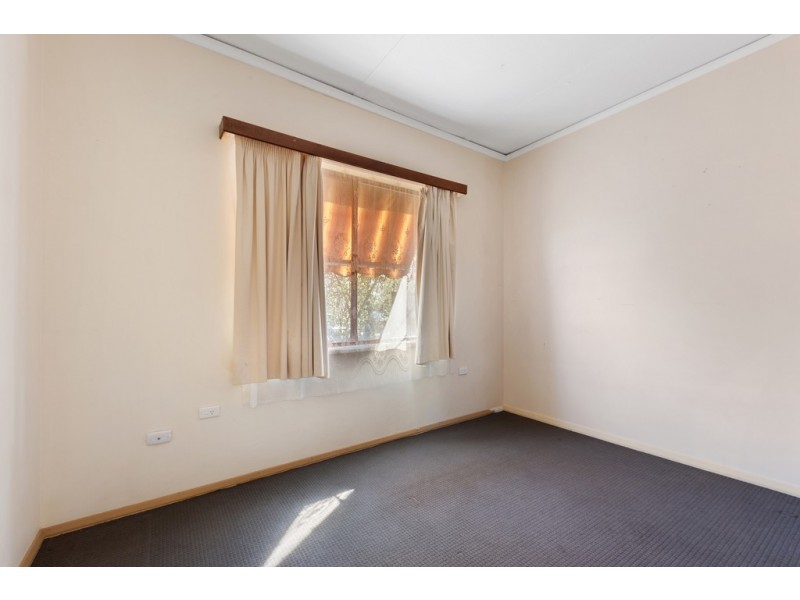 53 Race Street, Flora Hill VIC 3550