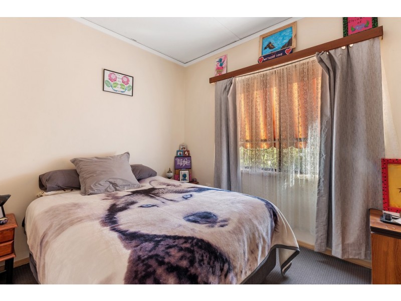 53 Race Street, Flora Hill VIC 3550