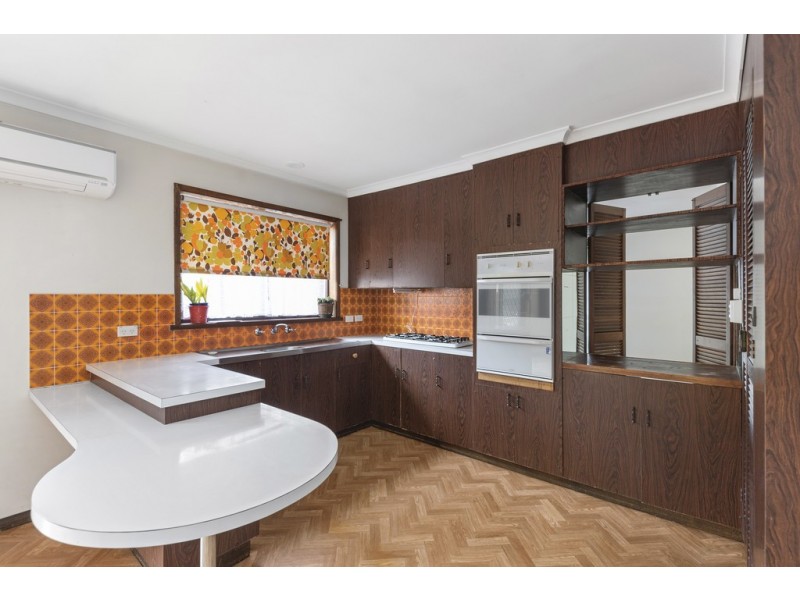 23 Naranghi Drive, Strathdale VIC 3550