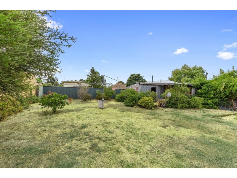 12 Peg Leg Road, Eaglehawk VIC 3556