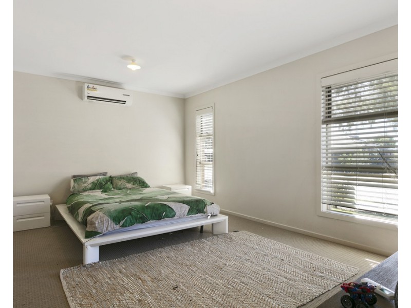 16 Grayton Street, Marong VIC 3515