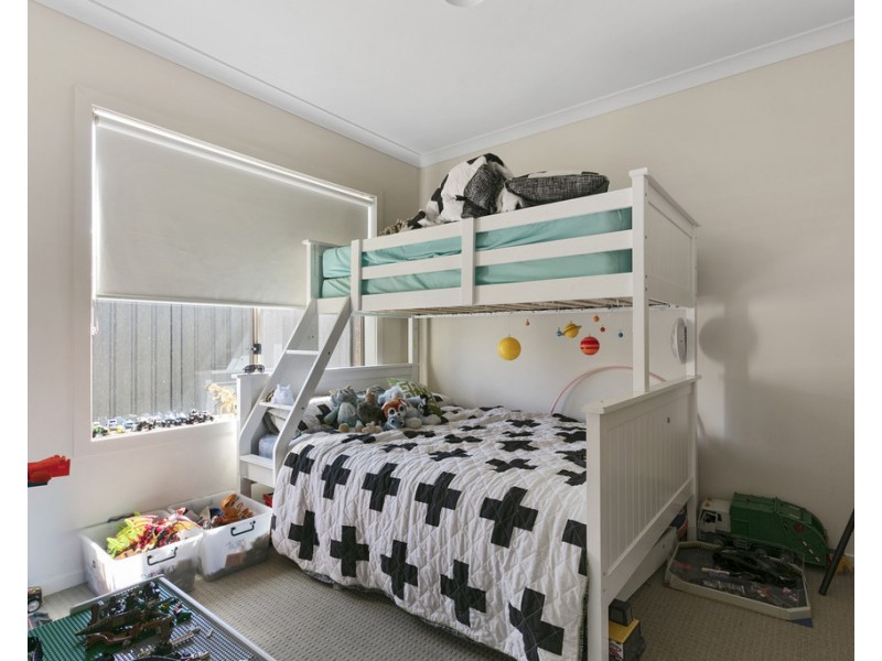 16 Grayton Street, Marong VIC 3515