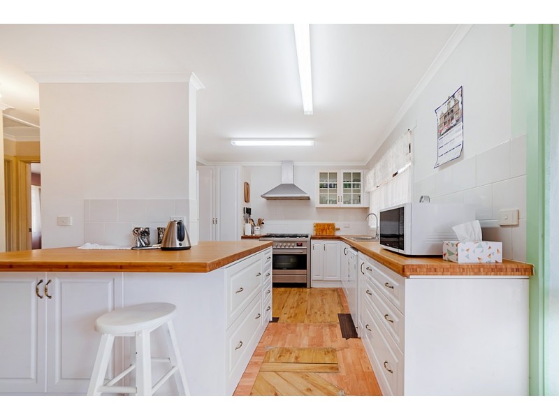 17 Billola Court, Eaglehawk VIC 3556