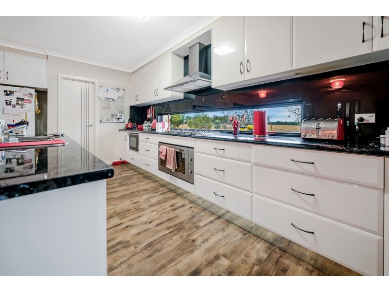 63 Axedale-Goornong Road, Axedale VIC 3551