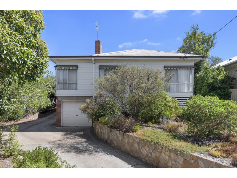 43 Caledonia Street, North Bendigo VIC 3550