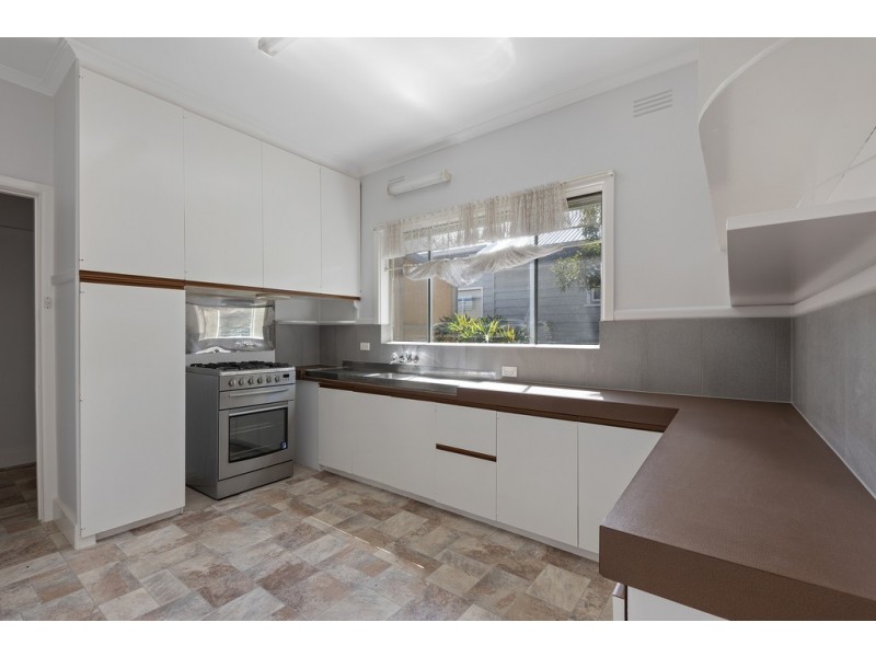 43 Caledonia Street, North Bendigo VIC 3550