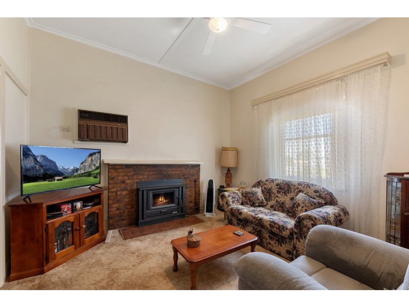 42 Barkly Street, Dunolly VIC 3472