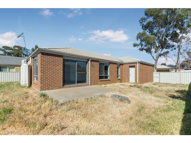 2 Mallee Place, Epsom VIC 3551