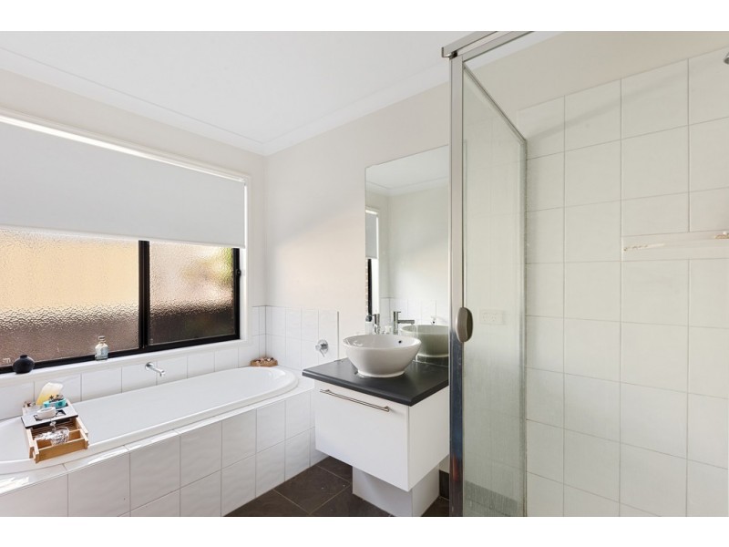 7 Hanover Place, Strathfieldsaye VIC 3551