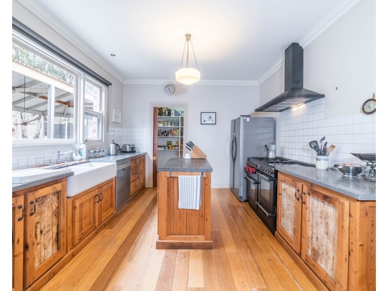 2 Degille Street, North Bendigo VIC 3550