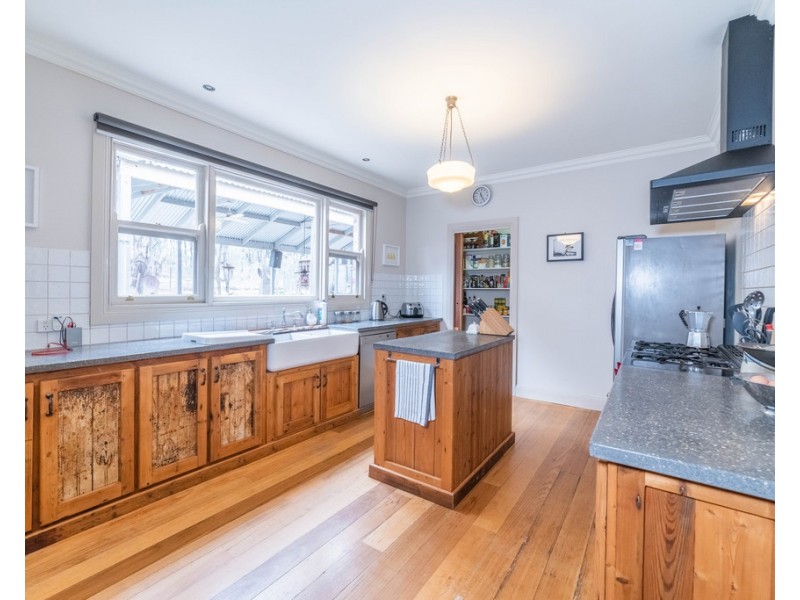 2 Degille Street, North Bendigo VIC 3550