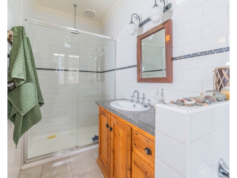 2 Degille Street, North Bendigo VIC 3550