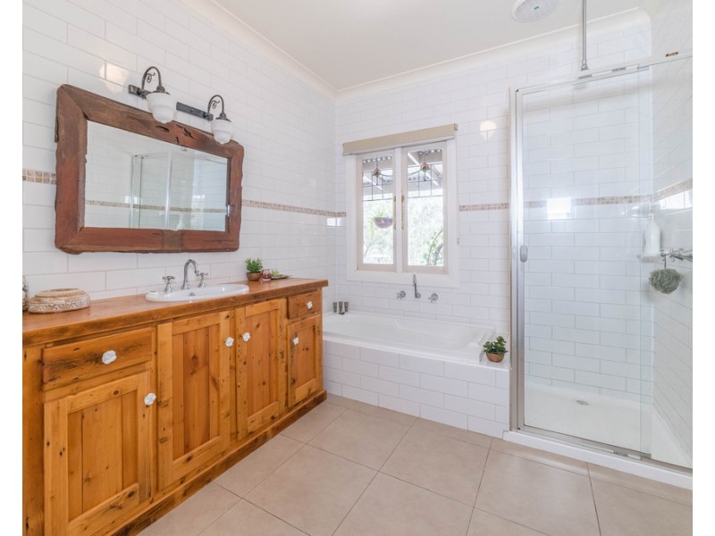 2 Degille Street, North Bendigo VIC 3550