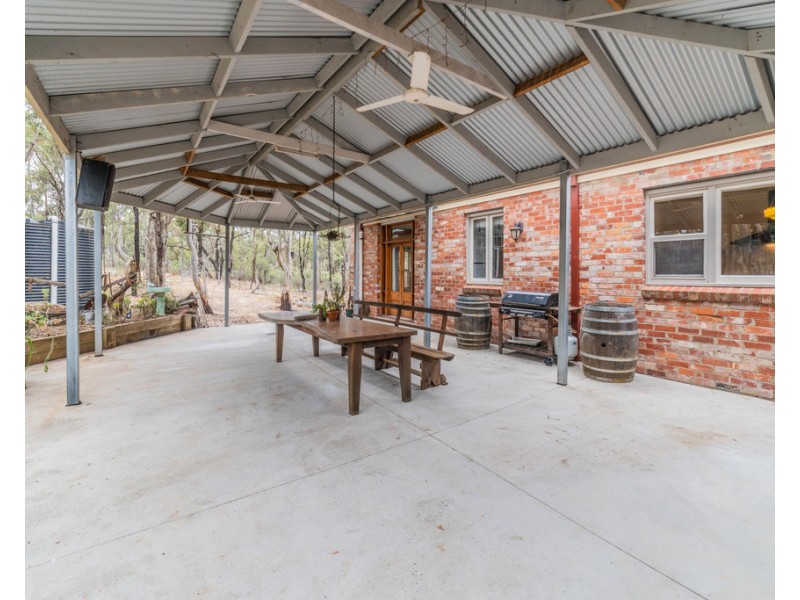 2 Degille Street, North Bendigo VIC 3550