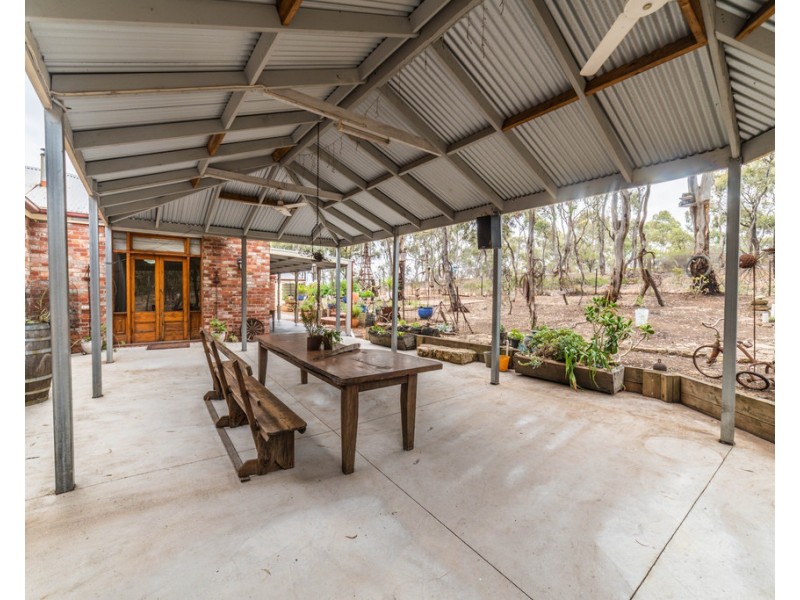 2 Degille Street, North Bendigo VIC 3550