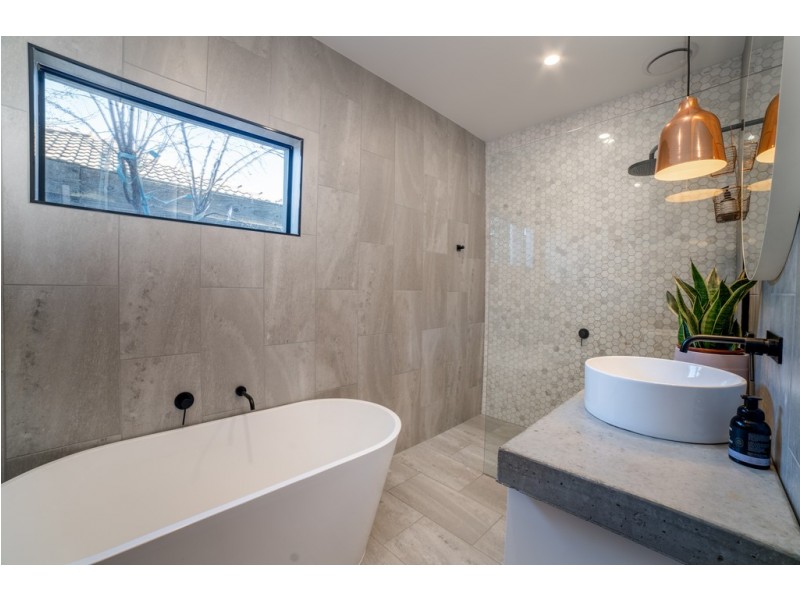 14 Phillip Street, East Bendigo VIC 3550