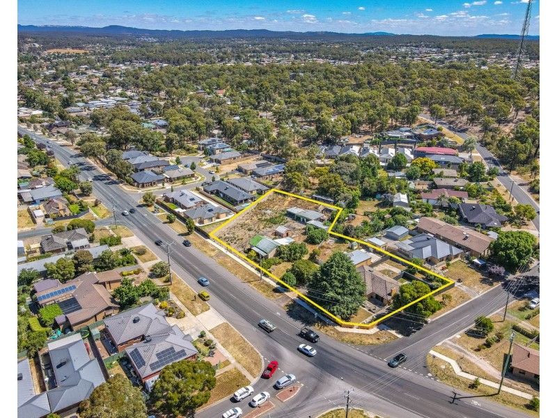 69-71 and 73 Specimen Hill Road, Golden Square VIC 3555