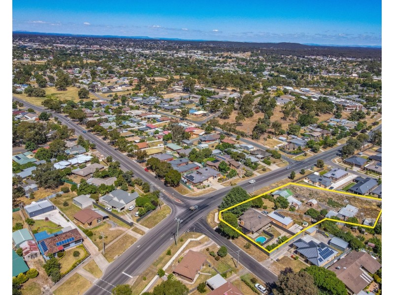 69-71 and 73 Specimen Hill Road, Golden Square VIC 3555
