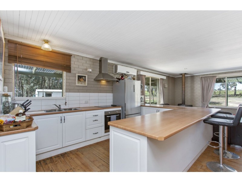 294 Doles Road, Eppalock VIC 3551
