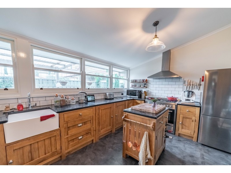 11 Shamrock Street, Golden Square VIC 3555