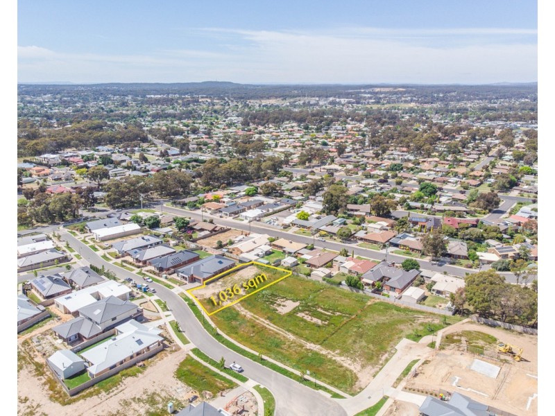 18 Brooklyn Drive, Golden Square VIC 3555