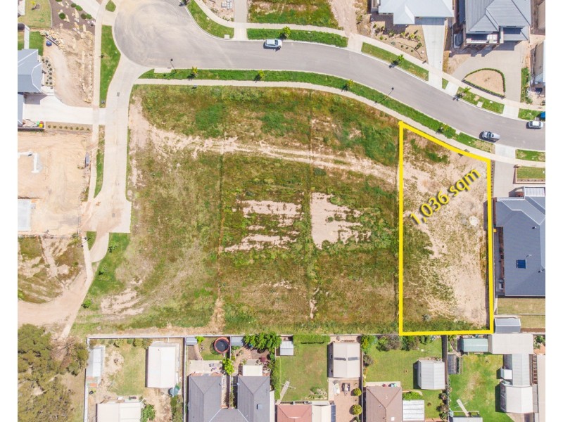 18 Brooklyn Drive, Golden Square VIC 3555