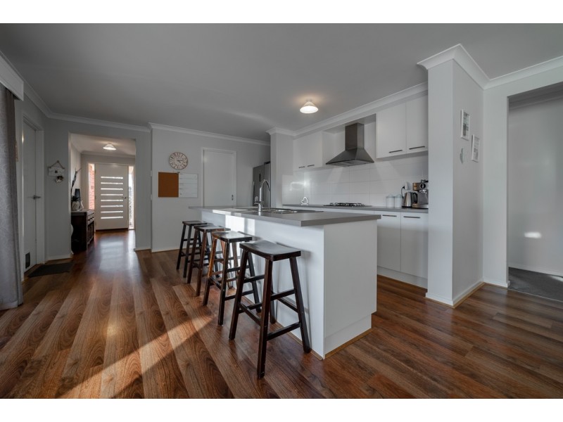 16 Daisy Street, Huntly VIC 3551