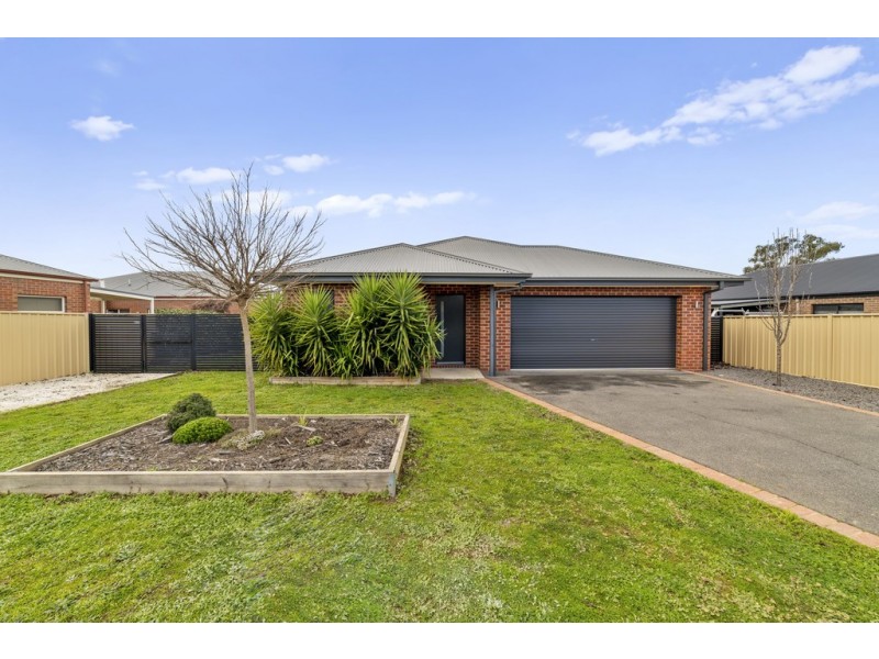 65 Bassett Drive, Strathfieldsaye VIC 3551