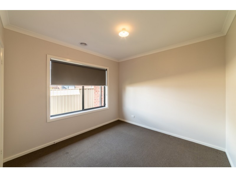 65 Bassett Drive, Strathfieldsaye VIC 3551