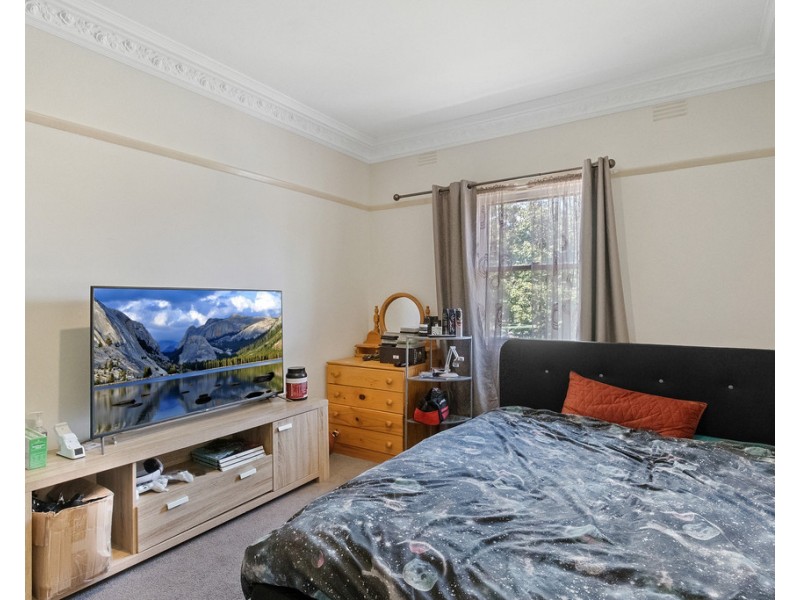 287 Allingham Street, Kangaroo Flat VIC 3555