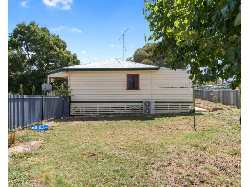 287 Allingham Street, Kangaroo Flat VIC 3555