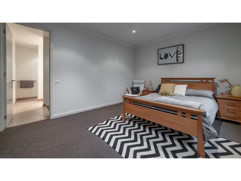 24 Midas Court, Strathfieldsaye VIC 3551