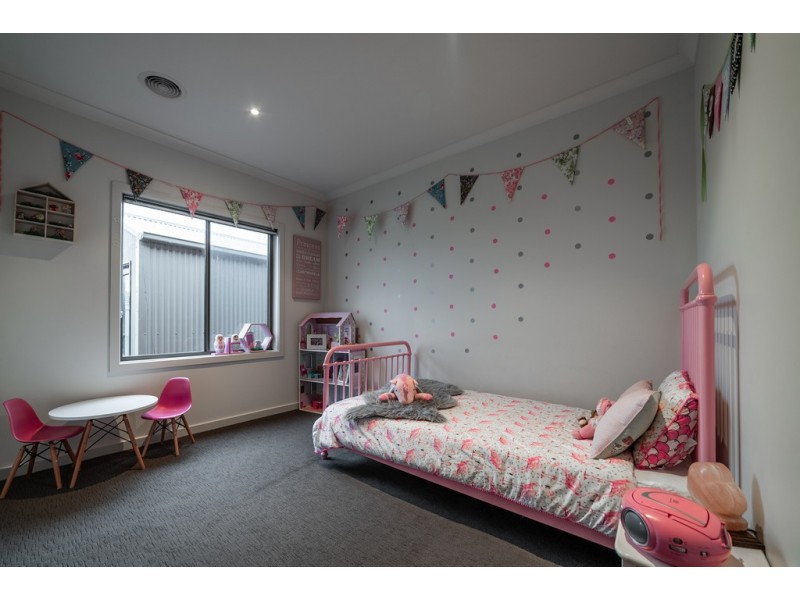 24 Midas Court, Strathfieldsaye VIC 3551