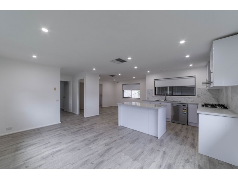 4 Ore Street, Long Gully VIC 3550