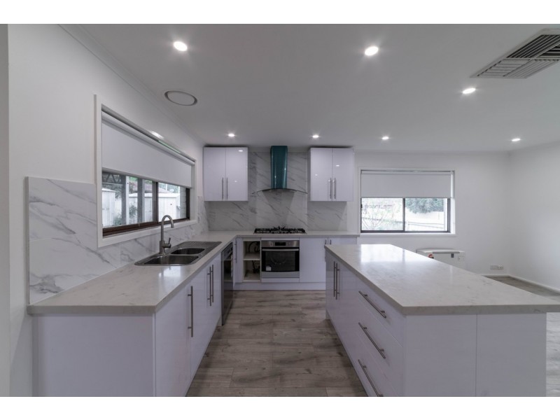 4 Ore Street, Long Gully VIC 3550