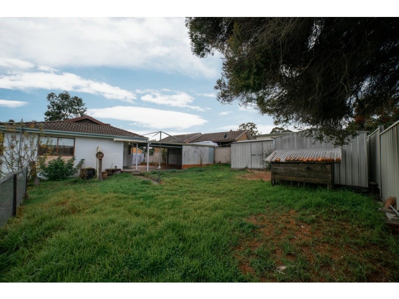 4 Ore Street, Long Gully VIC 3550