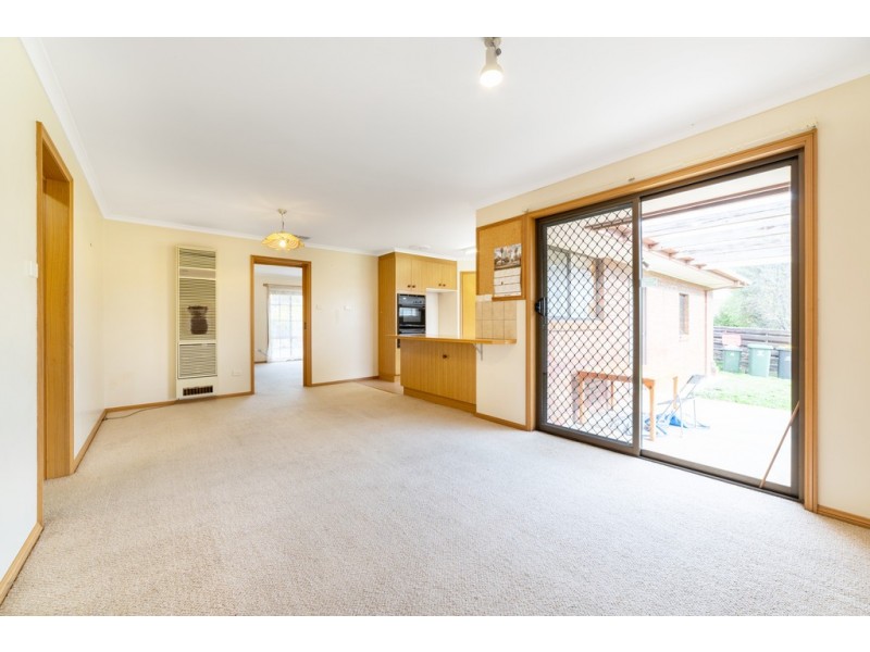 9 Mayfield Parade, Strathdale VIC 3550