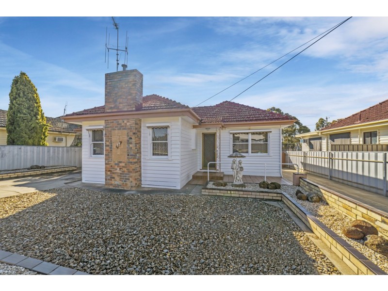 17 Moray Crescent, North Bendigo VIC 3550