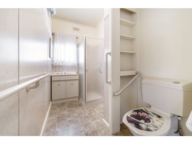 17 Moray Crescent, North Bendigo VIC 3550