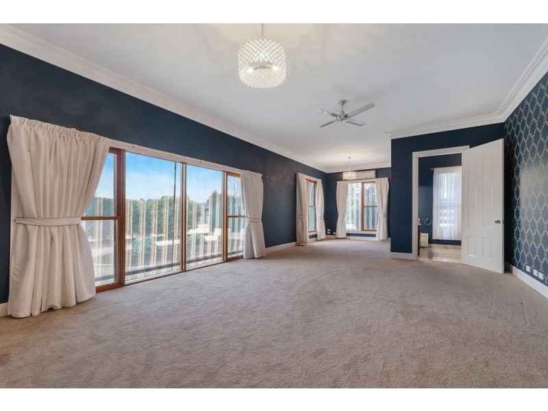 80 Sunrise Crescent, Lockwood South VIC 3551