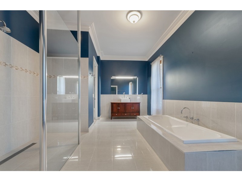 80 Sunrise Crescent, Lockwood South VIC 3551